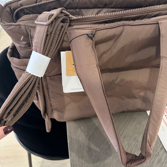 Calpak Diaper Tote Bag with Laptop Sleeve – Hazelnut (Brand New with Tags) - Picture 5 of 6